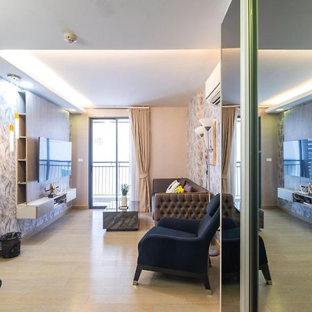 Dazzle Sukhumvit 7 By Lefoyer Apartment Bangkok Exterior photo
